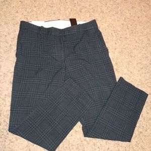H&M Women's Black Plaid Regular Waist Slacks Pant